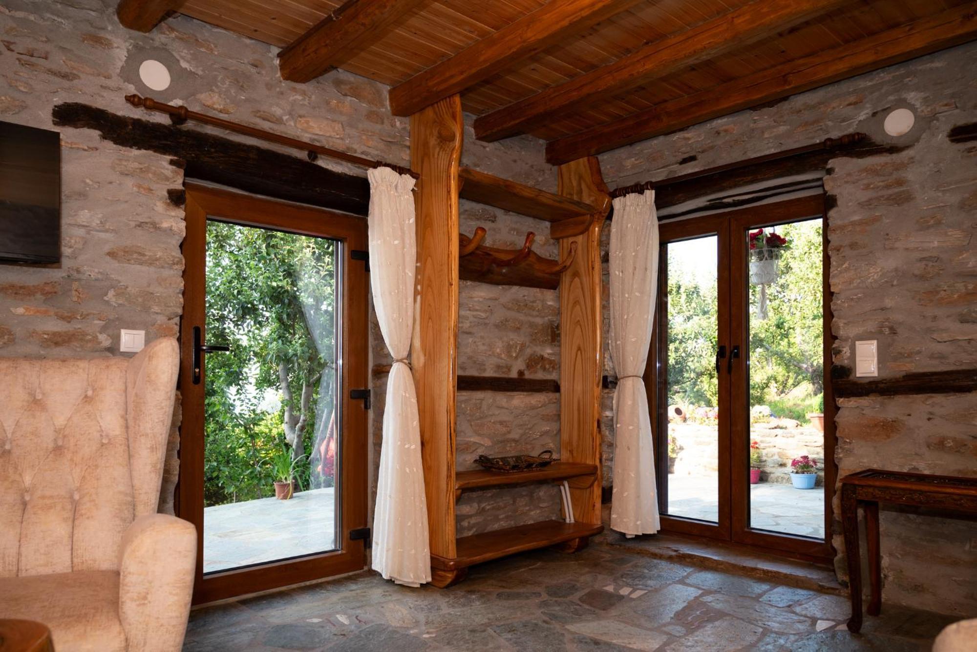 Aristoteli'S Stone House Makrirrákhi Zewnętrze zdjęcie
